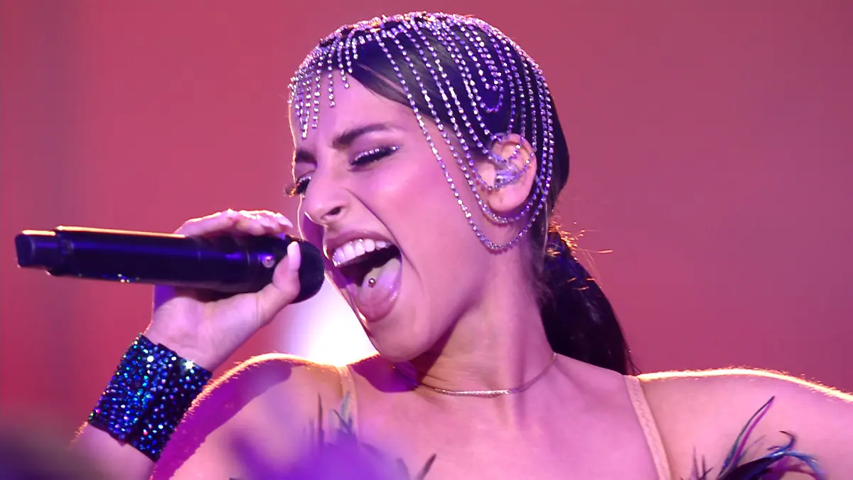 Sexy! Melissa Turan bringt Burlesque-Feeling auf die Bühne "Lady Marmalade" bei DSDS