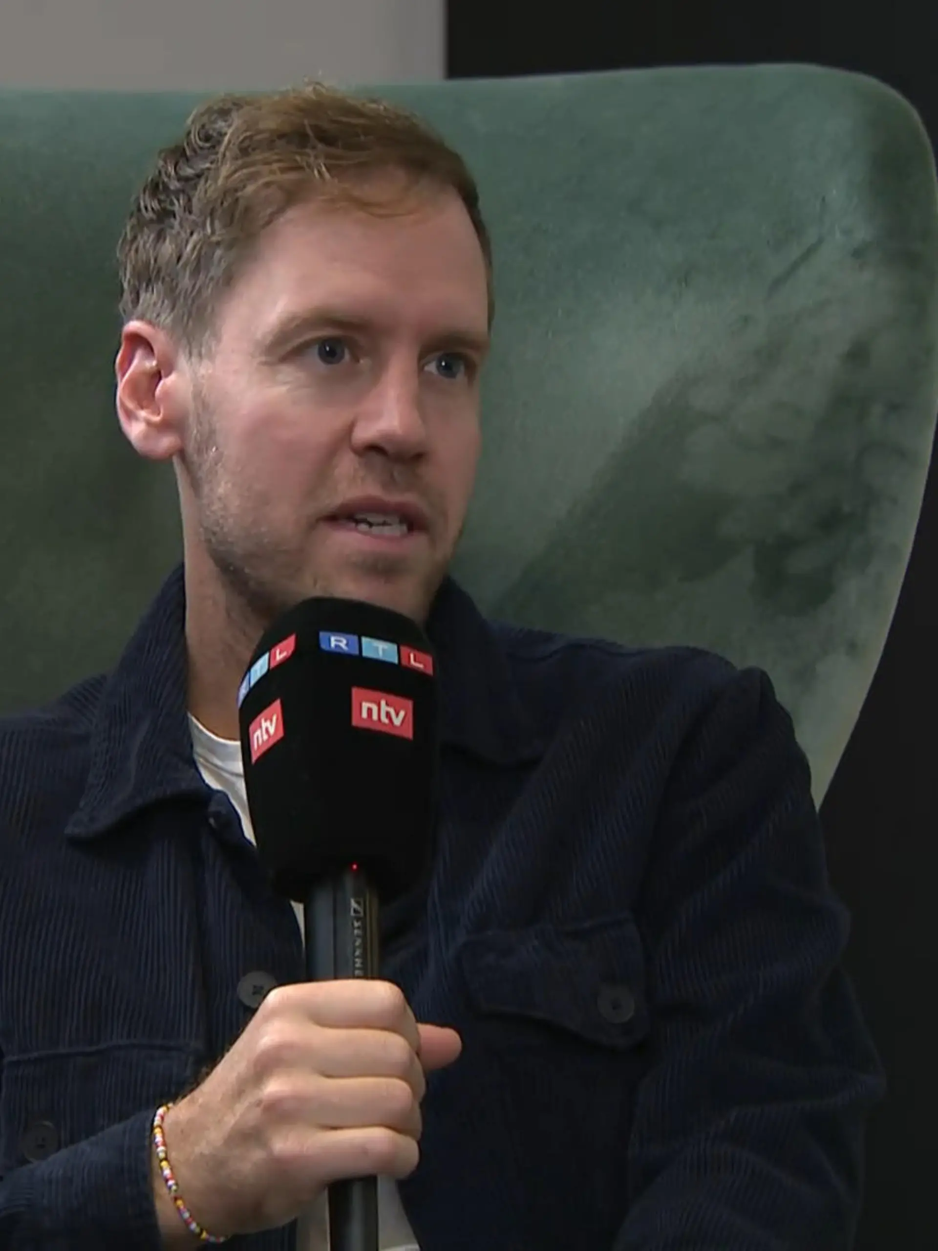 Bild zu: "Vettel macht Ausbildung in der Landwirtschaft"