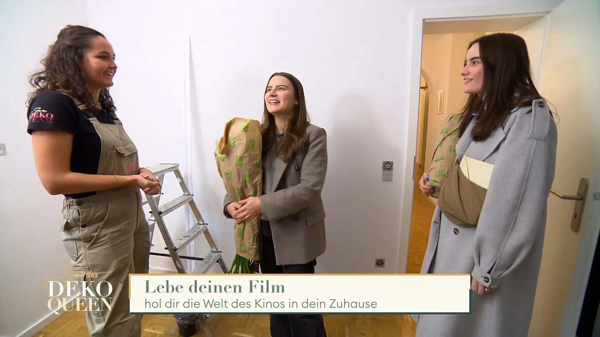 "Besser als ich es mir vorgestellt habe" Gestreifte Wand