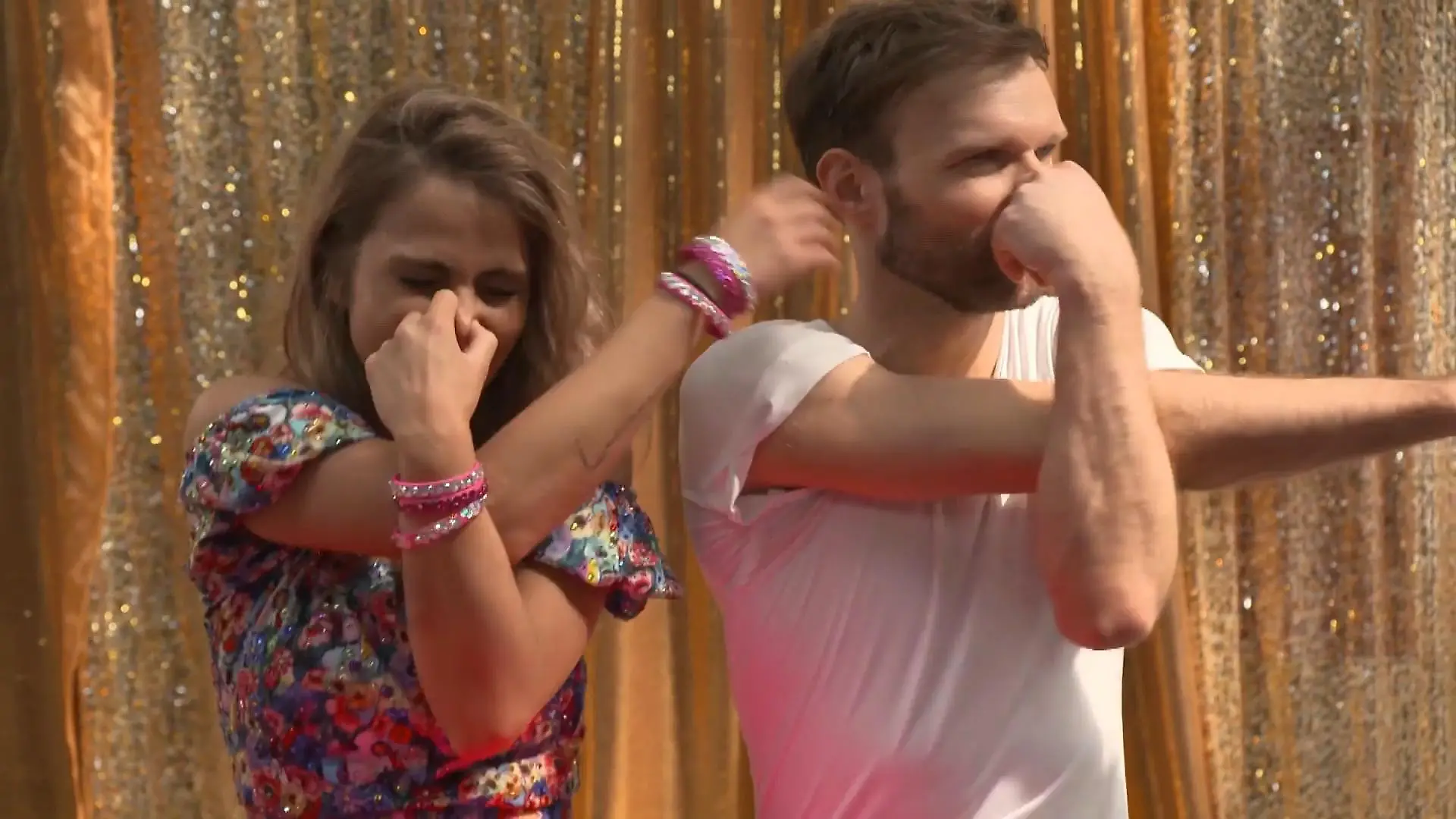 Discofox leicht gemacht! So gelingt auch Ihnen der Tanz Tipps der "Let's Dance"-Stars