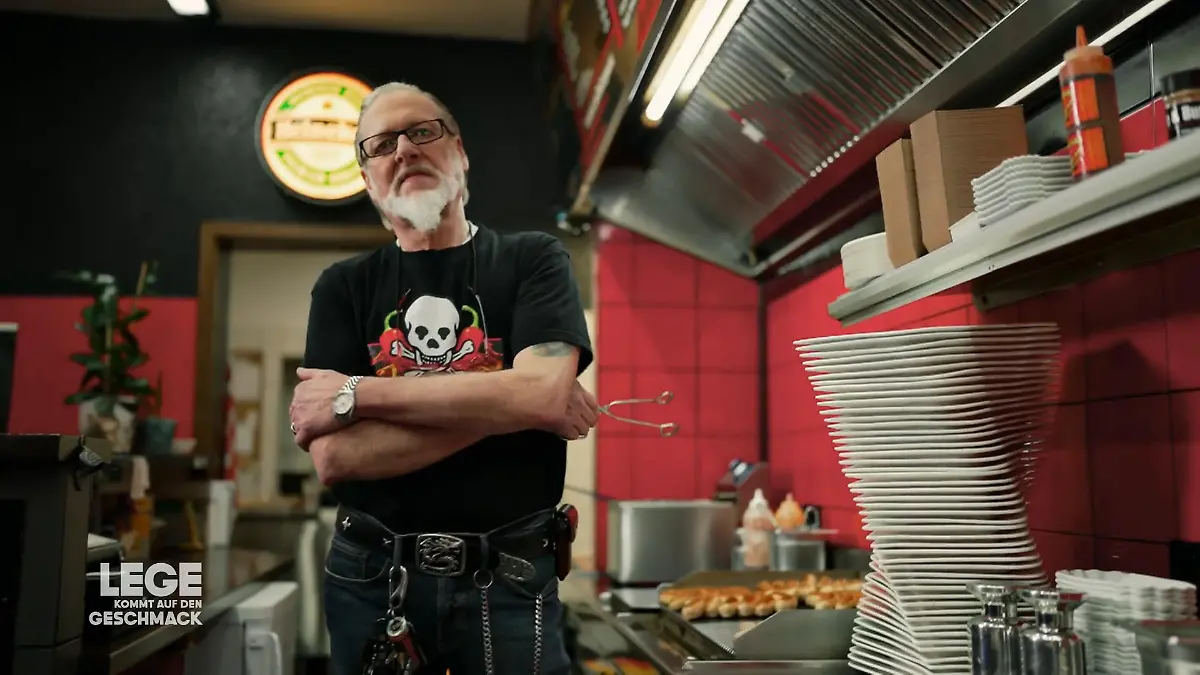 Hier gibt es die schärfste Currywurst Heiß!