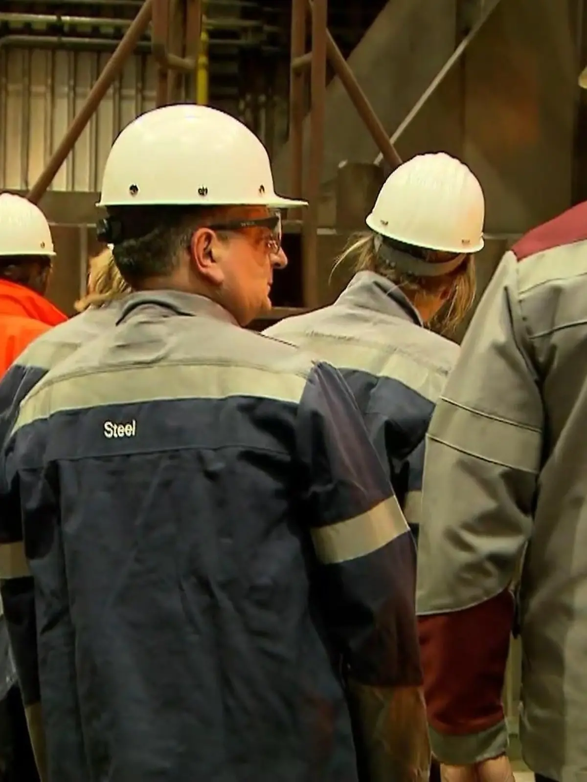 Bild zu: "Tausende Arbeitsplätze unsicher"