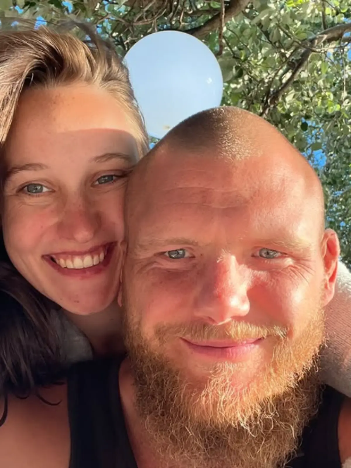 Bild zu: "Ehefrau von MMA-Star verrät süßes Ritual"