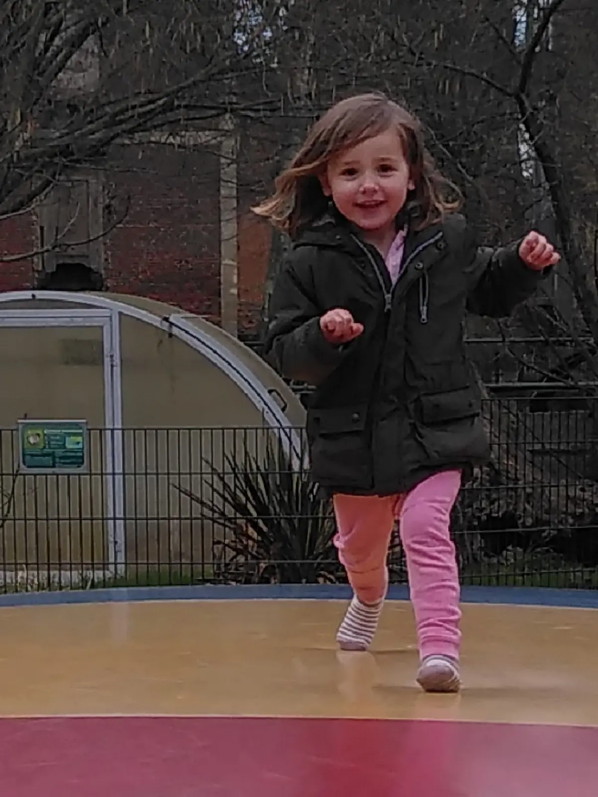 Bild zu: "Mit diesem Video sucht Evert seine Tochter Tessa (4)"