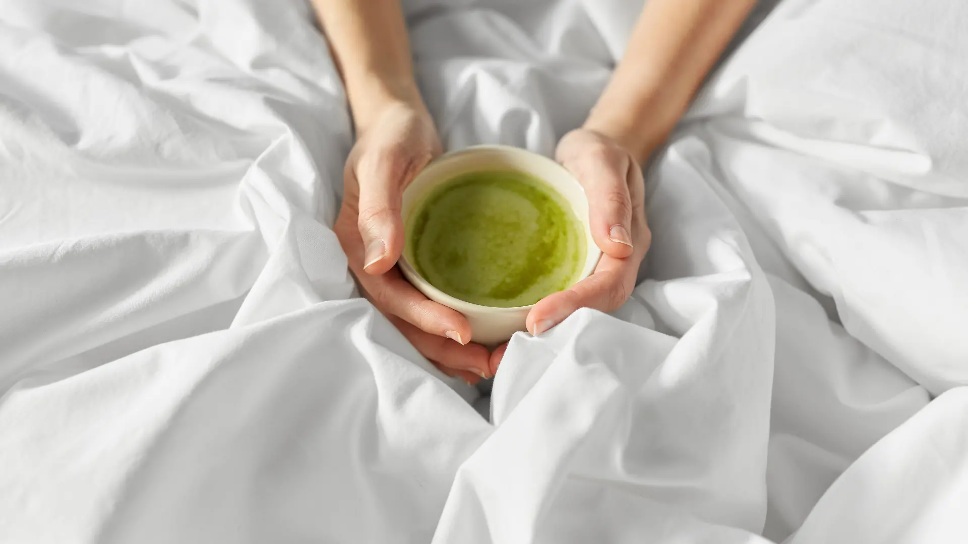 Bald kein Matcha mehr in Deutschland? Experten warnen vor Engpässen.
