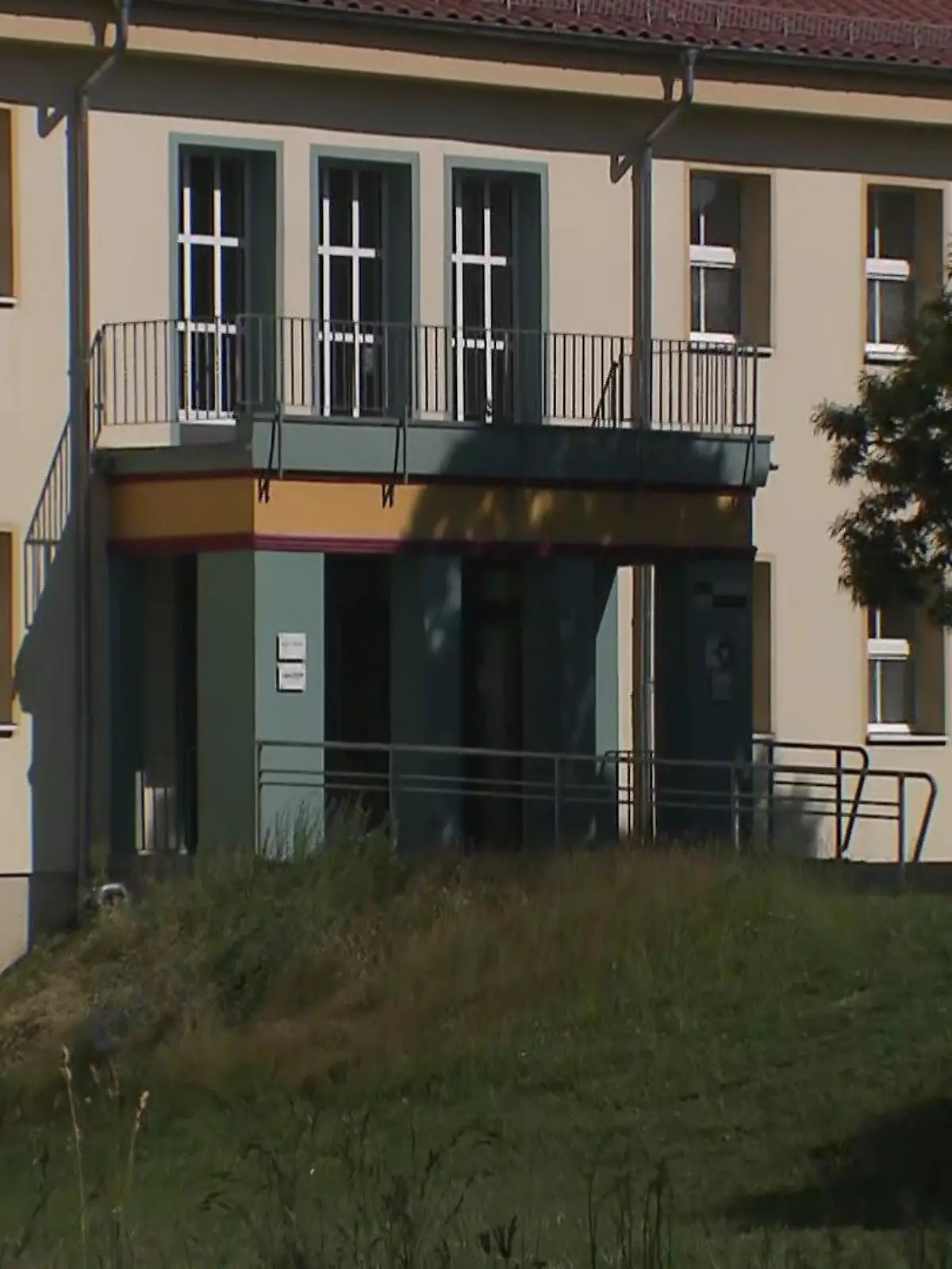 Am Montag stirbt die erst 13-Jährige aus Altentreptow (Mecklenburg-Vorpommern), nachdem sie eine „Blue Punisher“-Pille geschluckt hatte. Ein 37-Jähriger soll ihr die Ecstasy-Variante gegeben haben.