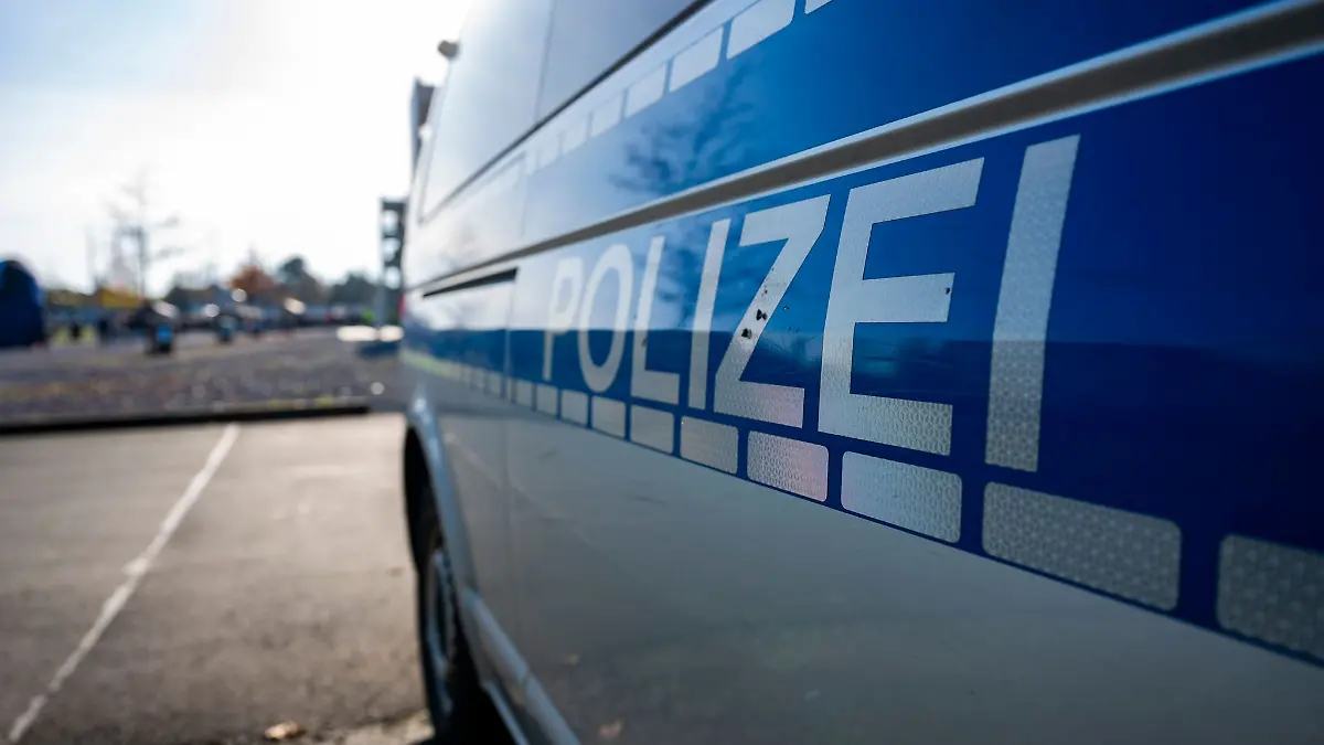 Die Polizei ermittelt gegen Fans von Energie Cottbus.