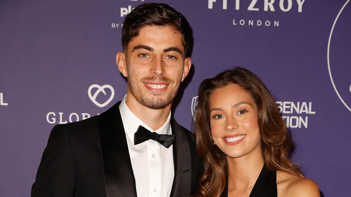 Kai Havertz mit seiner Frau Sophia.