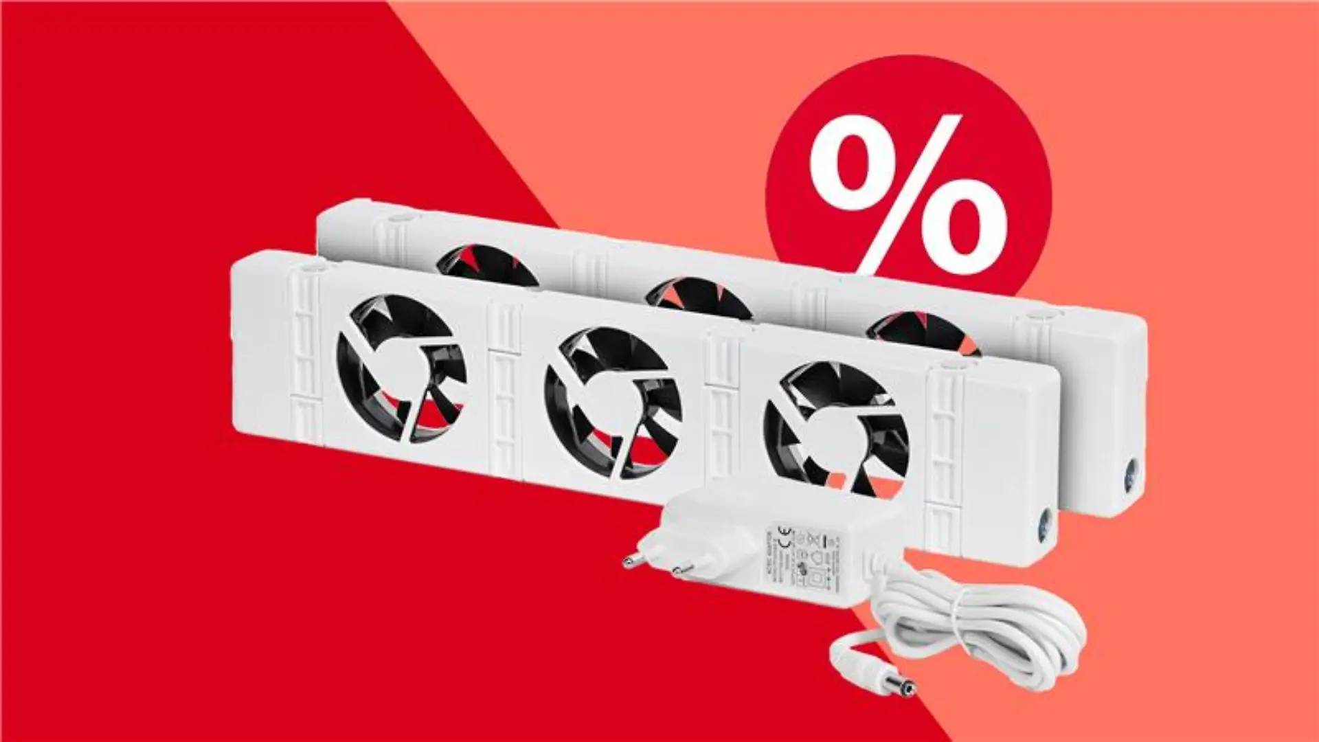 Heizkörper-Ventilator vor rotem Hintergrund