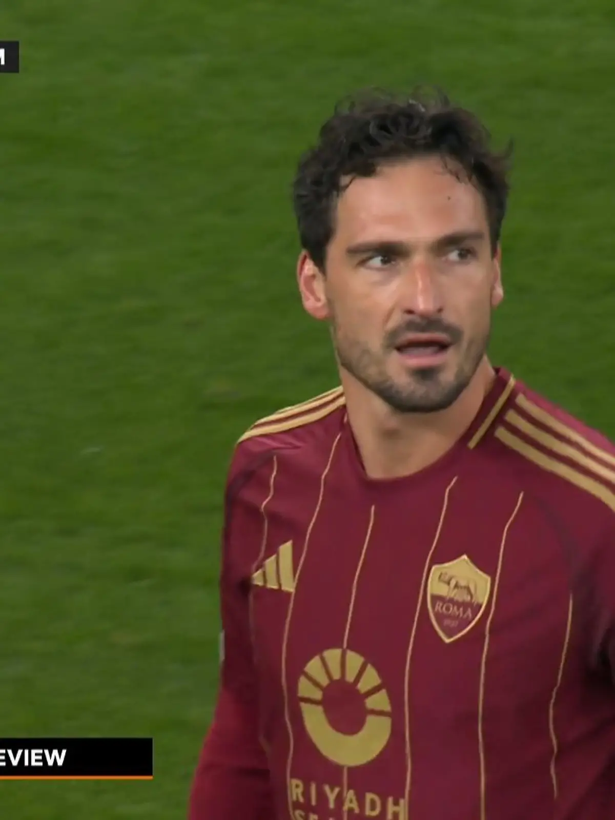 Bild zu: "Mats Hummels verursacht Strafstoß"