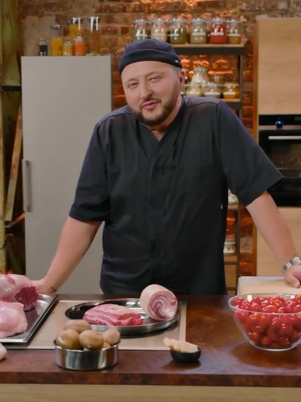 Bild zu: "Sebastian Lege tüftelt an der perfekten Bolognese"