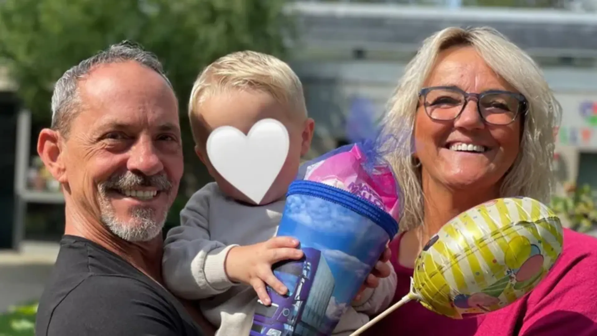 Guido Josten mit seiner Frau Sonja und ihrem dreijährigen Enkel Noel. 