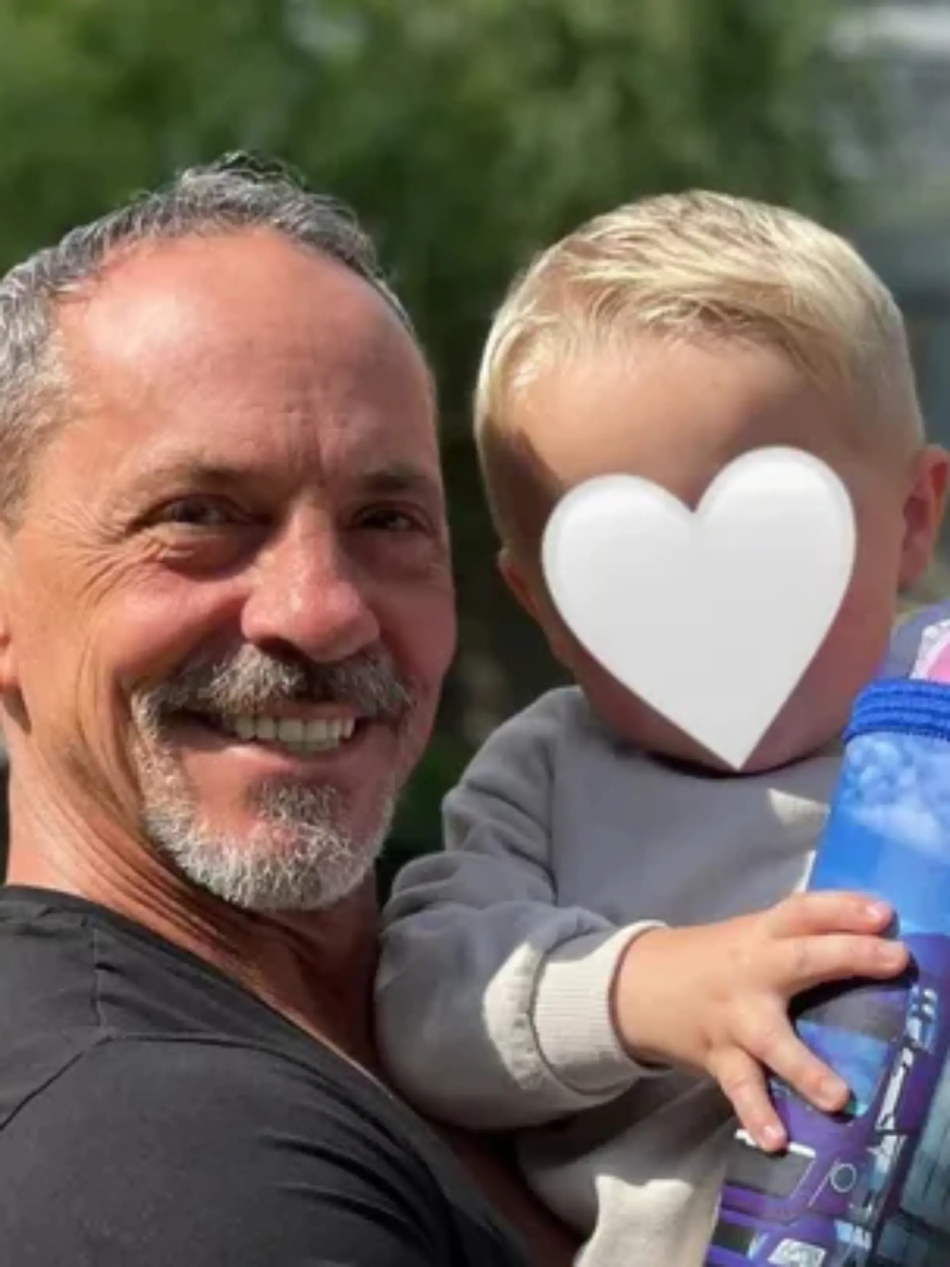 Guido Josten mit seiner Frau Sonja und ihrem dreijährigen Enkel Noel. 