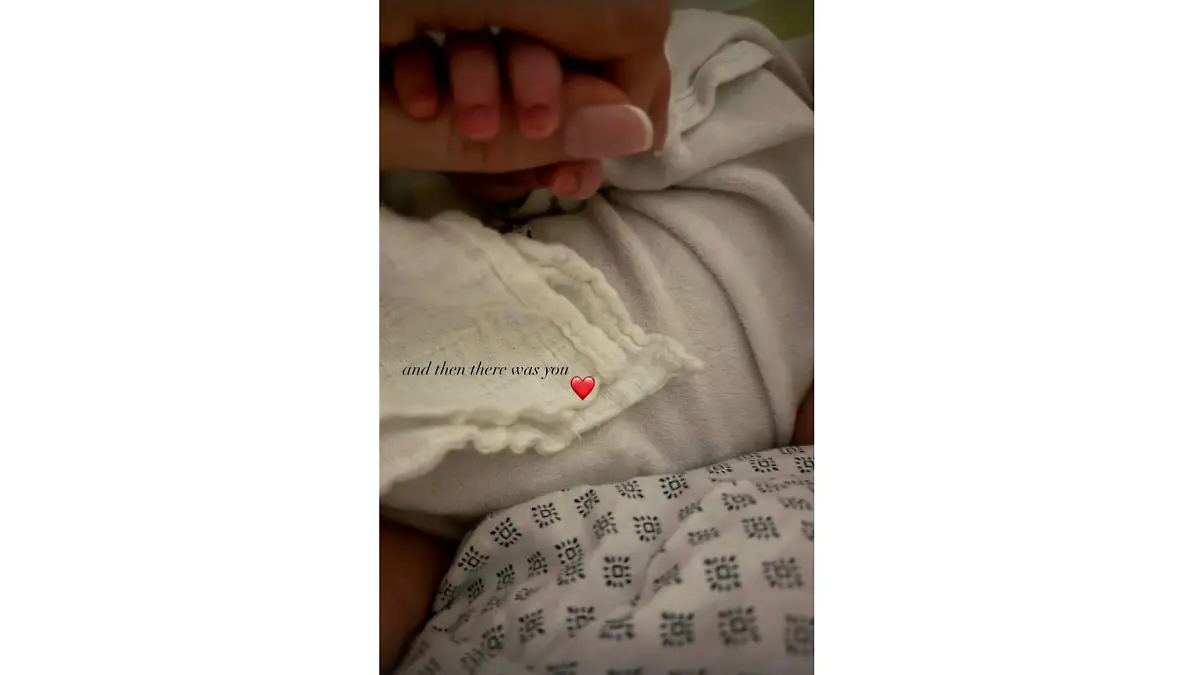 Georgina Stumpf verkündet die Baby-News