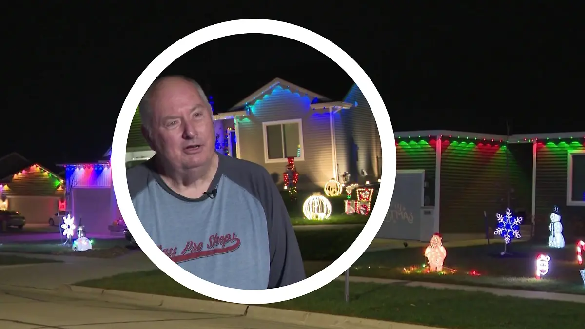 John (74) schmückt an Weihnachten die ganze Nachbarschaft – aus diesem Grund