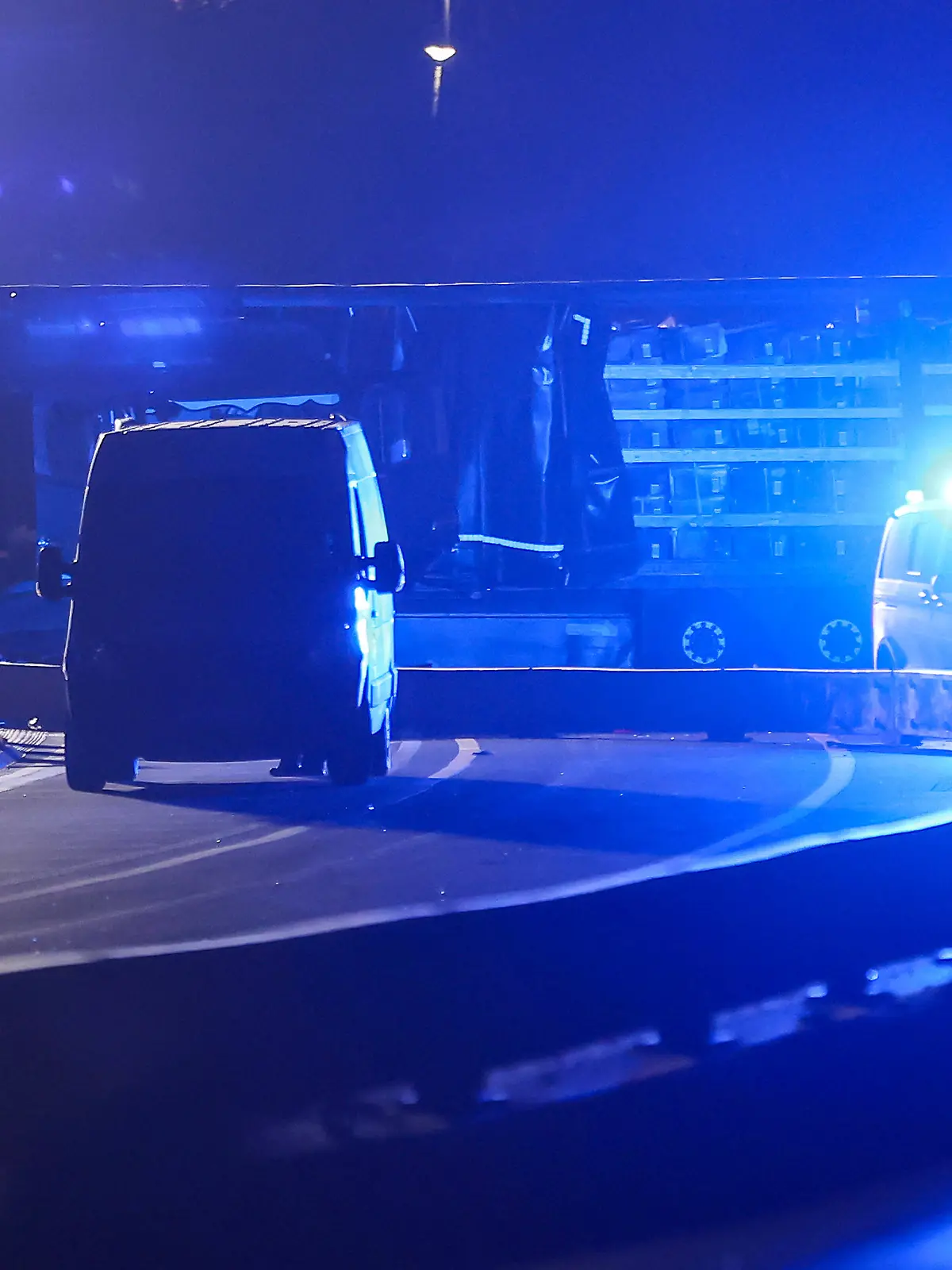 Vollsperrung auf der Autobahn A1 bei Hagen.