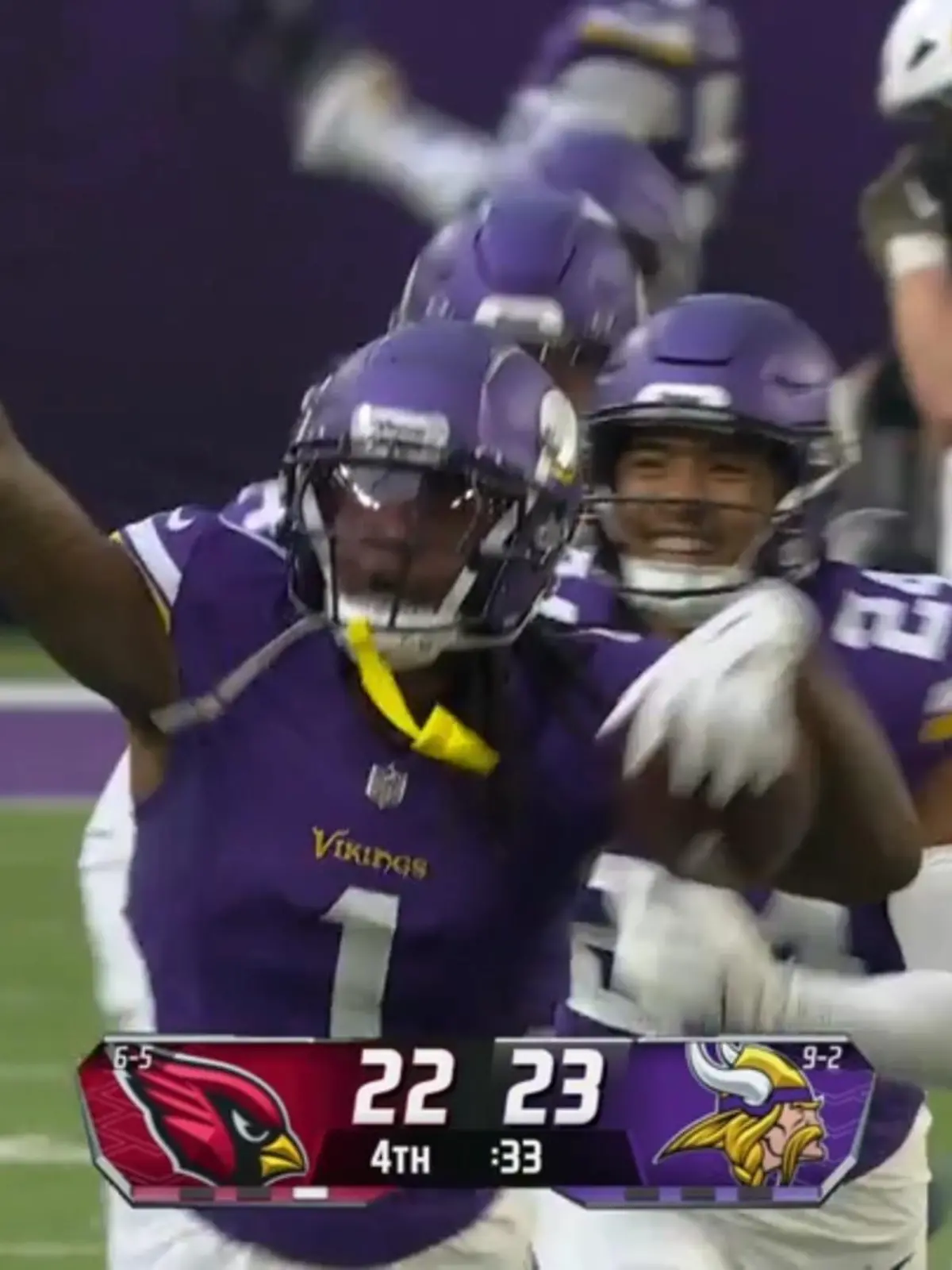 Bild zu: "Vikings behalten Punkte gegen Cardinals zuhause"