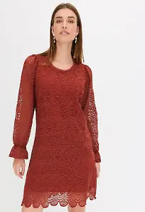 Spitzenkleid in Rotbraun