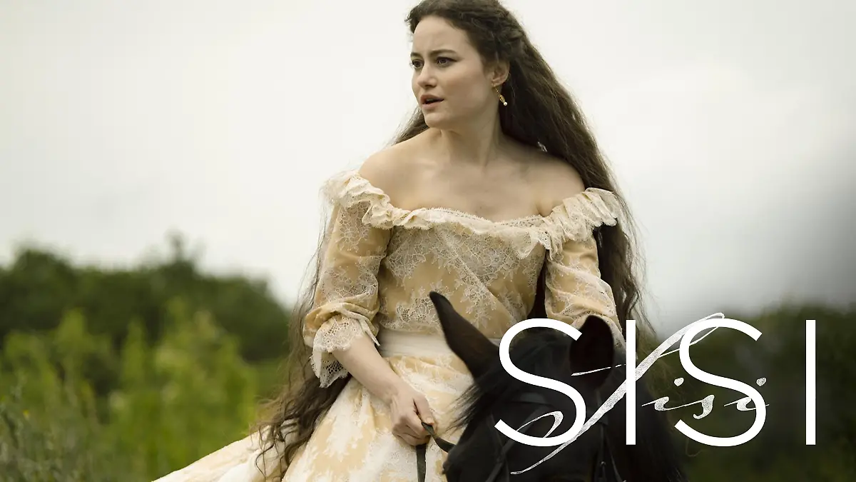 
Folge 1: Sisi hat einen schweren Reitunfall und Franz ein Geheimnis