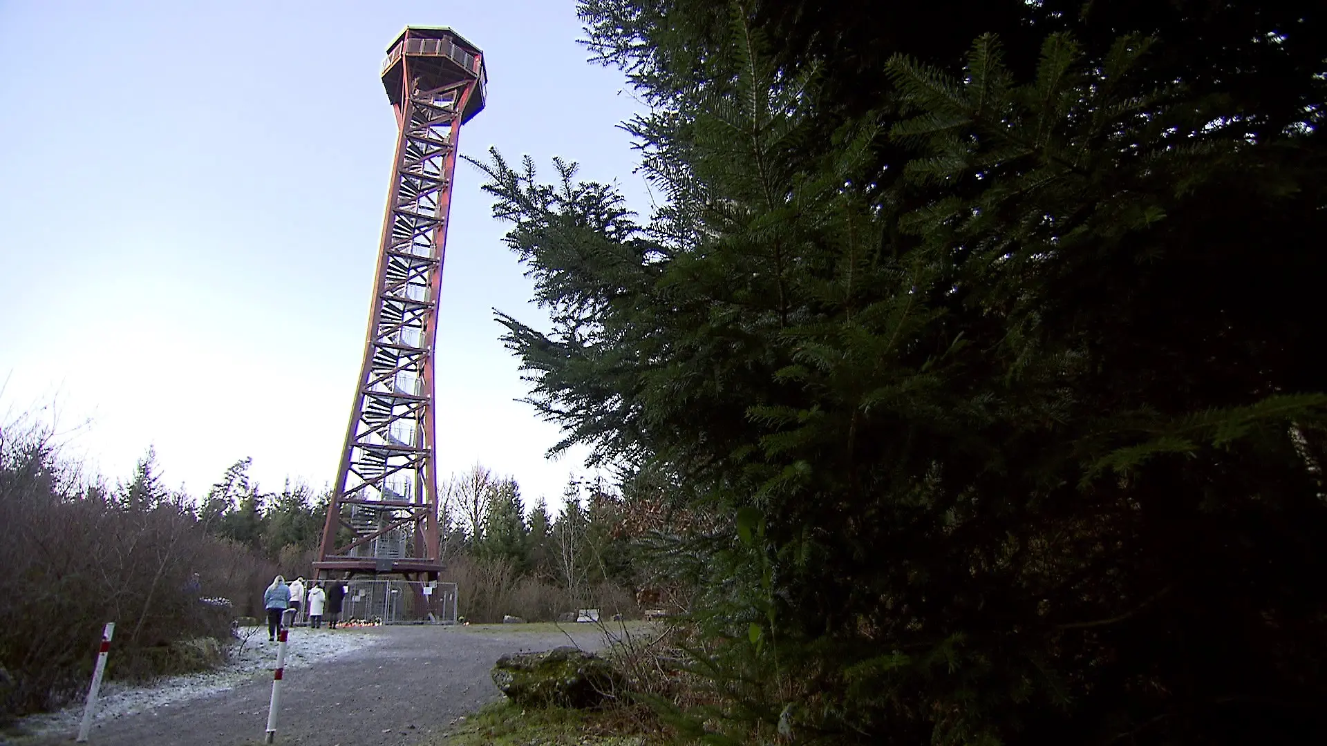 An diesem 40 Meter hohen Turm ist es passiert. Der tragische Fall ist bereits der zwölfte in diesem Jahr, der tödlich endete.