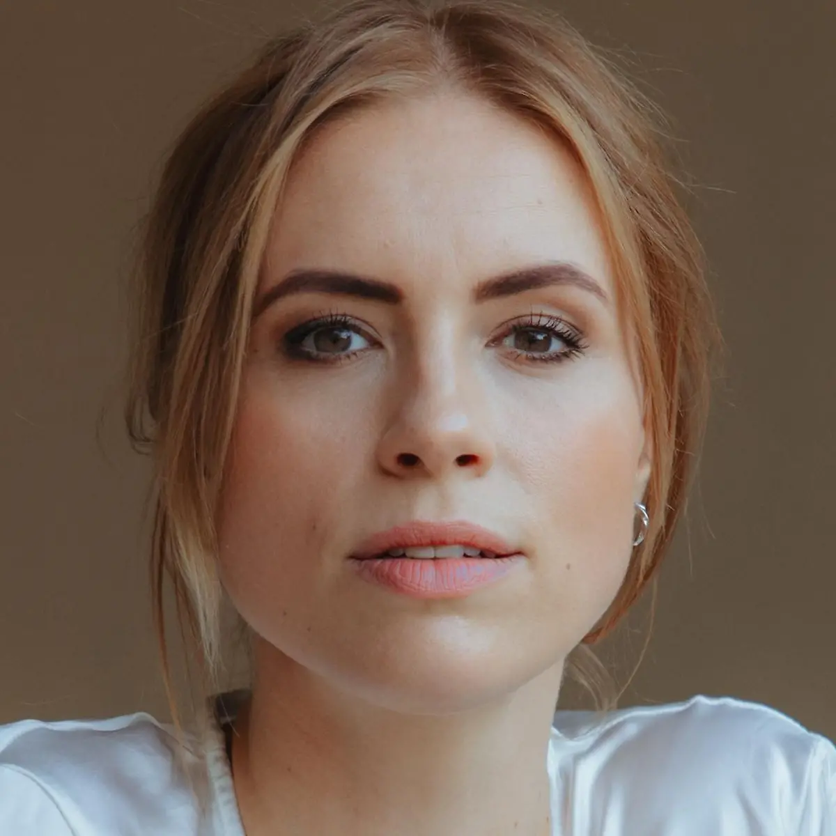GZSZ-Porträt: Lara Dandelion Seibert spielt „Zoe Vogt”