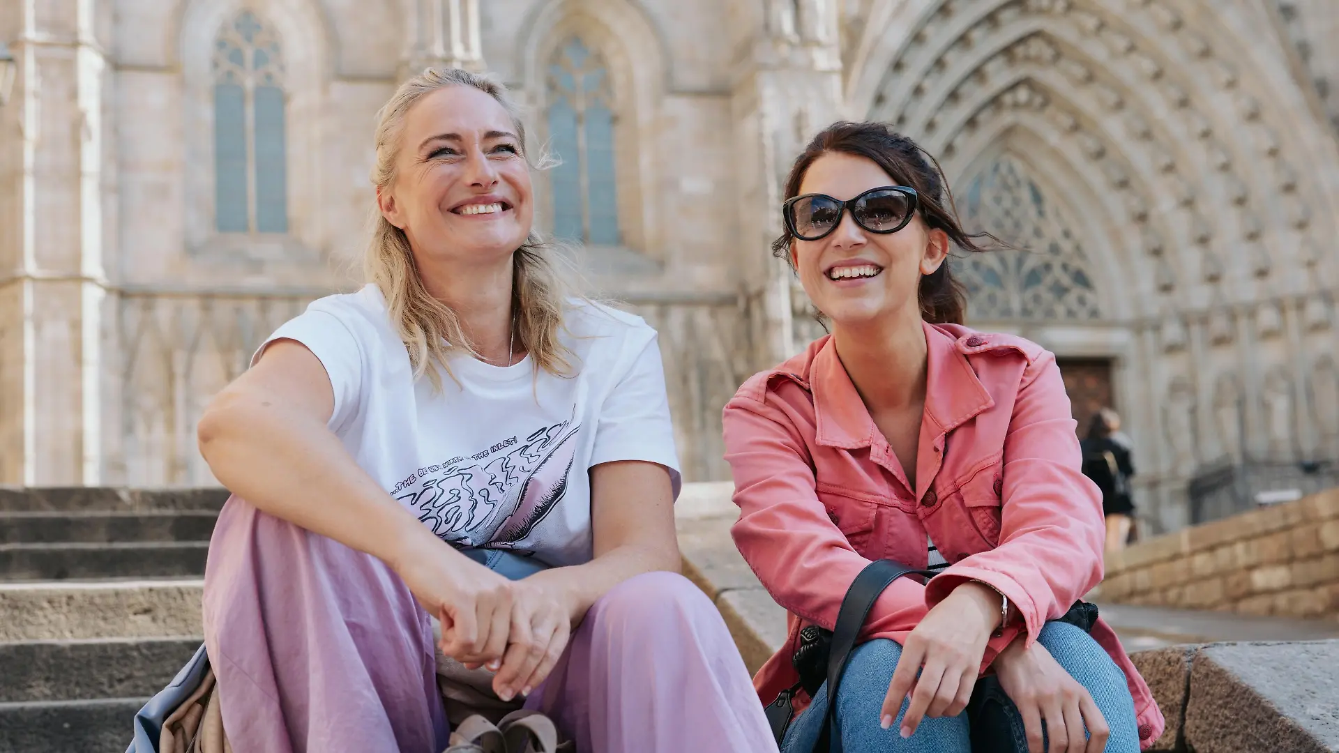 Bei GZSZ sind Eva Mona und Iris Mareike auch beim Spanien-Special als Mutter-Tochter-Duo mit dabei. 