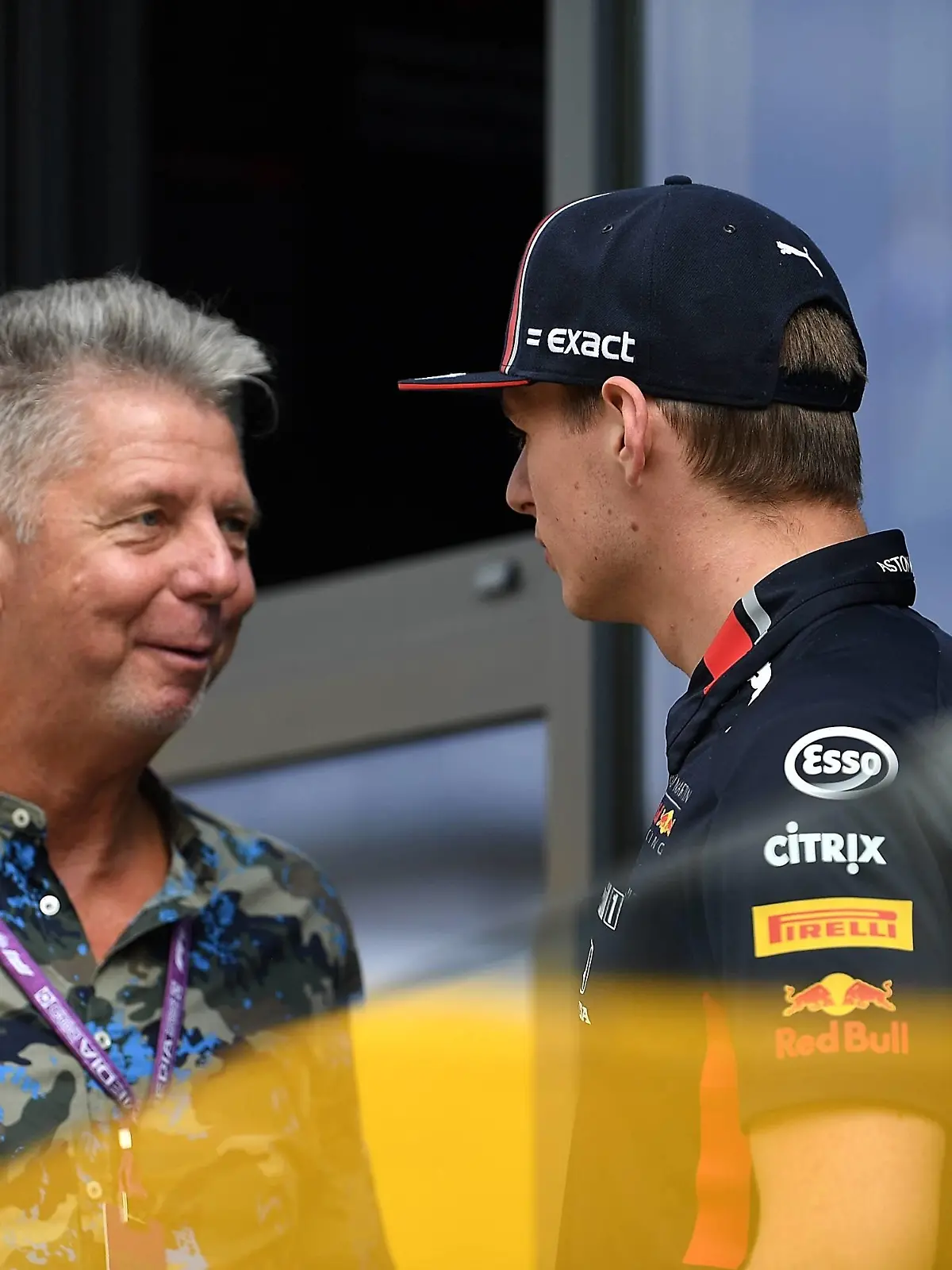 Budapest, Hungary, 02.08.2019, Formel 1, Formula 1, Hungarian Grand Prix, Heiko Wasser im Gespraech mit Max Verstappen (NEL 33), Aston Martin Red Bull Racing ( Budapest Hungaroring Hungary eu-images-09-506-037289 *** Budapest, Hungary, 02 08 2019, Formula 1, Formula 1, Hungarian Grand Prix, Heiko Wasser in conversation with Max Verstappen NEL 33 , Aston Martin Red Bull Racing Budapest Hungaroring Hungary eu images 09 506 037289 eu-images-506  