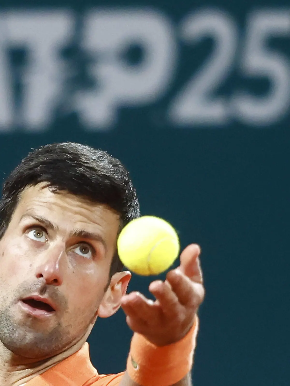  220421 -- BELGRADE, April 21, 2022 -- Serbia s Novak Djokovic serves the ball during a men s singles match against Serbia s Laslo Djere at Serbia Tennis Open ATP, Tennis Herren 250 series tournament in Belgrade, Serbia on April 20, 2022. Photo by /Xinhua SPSERBIA-BELGRADE-TENNIS-SERBIA OPEN-MEN S SINGLES PredragxMilosavljevic PUBLICATIONxNOTxINxCHN