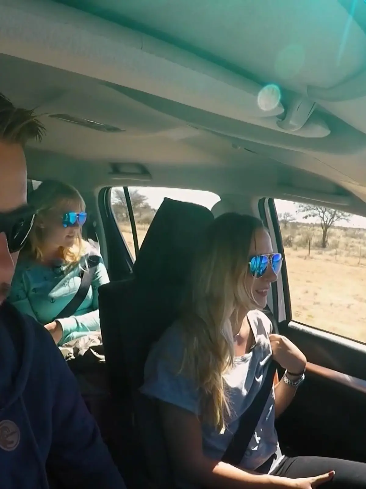 Die erste gemeinsame Autofahrt in Namibia: Hier fuhren Anna und Gerald auf die Farm.