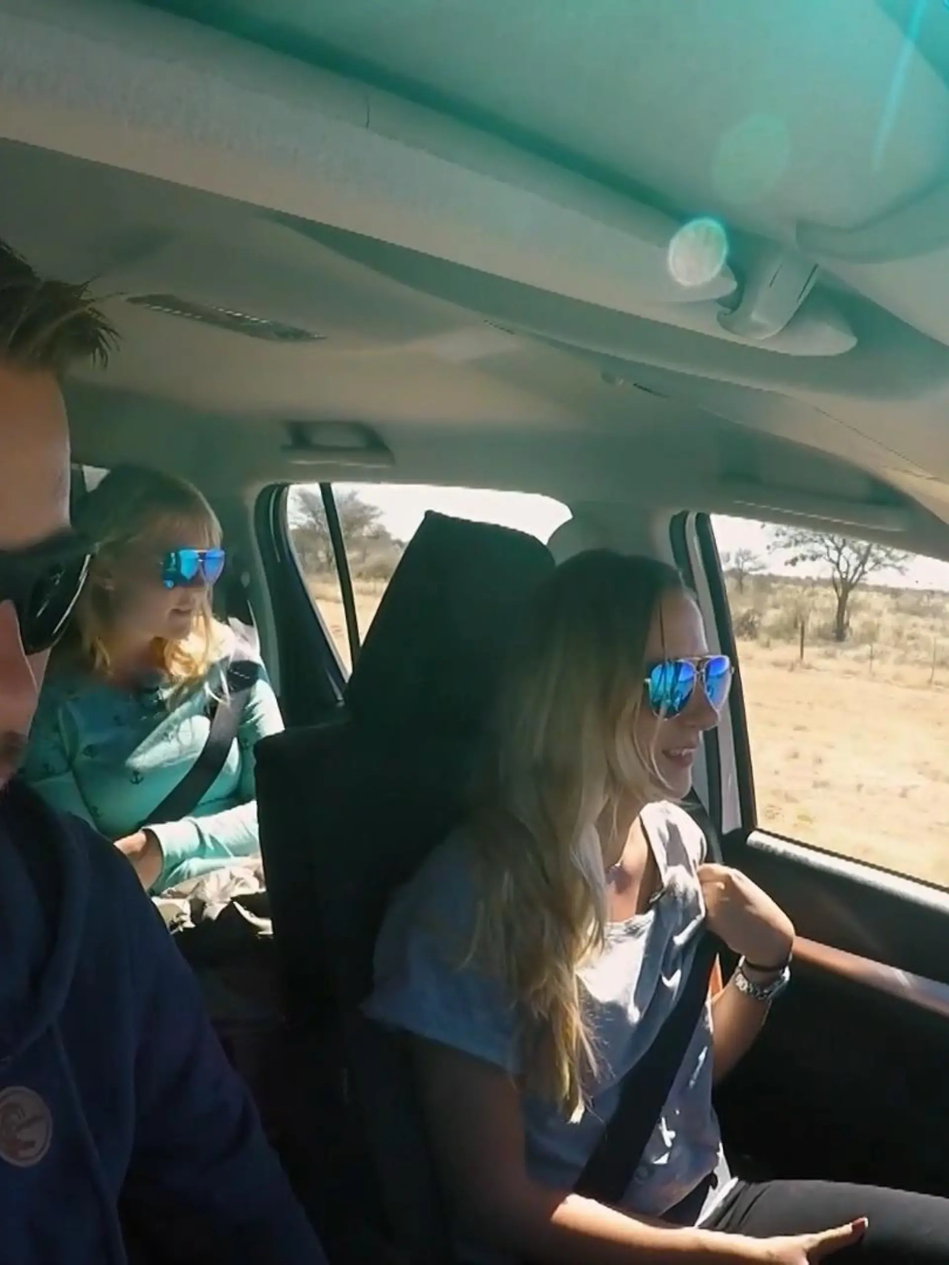 Die erste gemeinsame Autofahrt in Namibia: Hier fuhren Anna und Gerald auf die Farm.