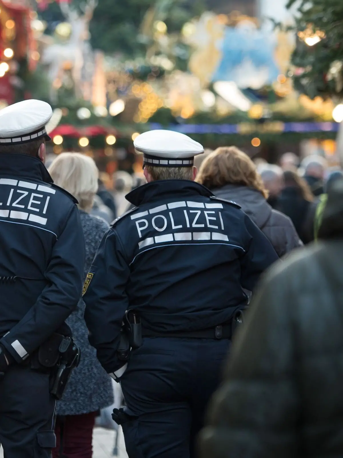 Bild zu: "Anschlag auf Augsburger Weihnachtsmarkt verhindert?"