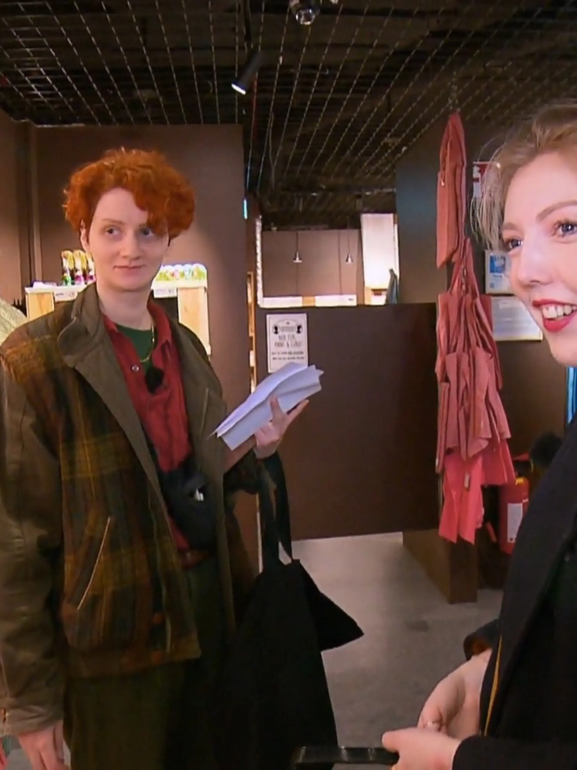 Bild zu: "Angela und Milo im Shopping-Fieber"