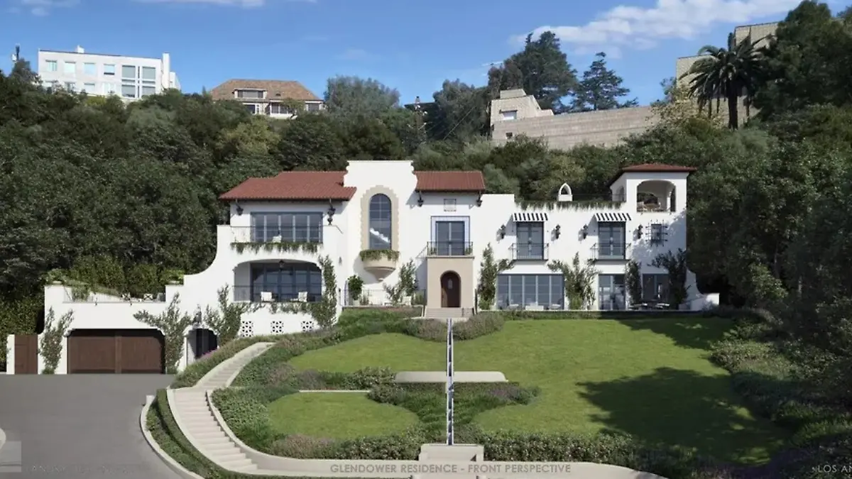 In neuem Glanz steht die Villa derzeit wieder zum Verkauf.