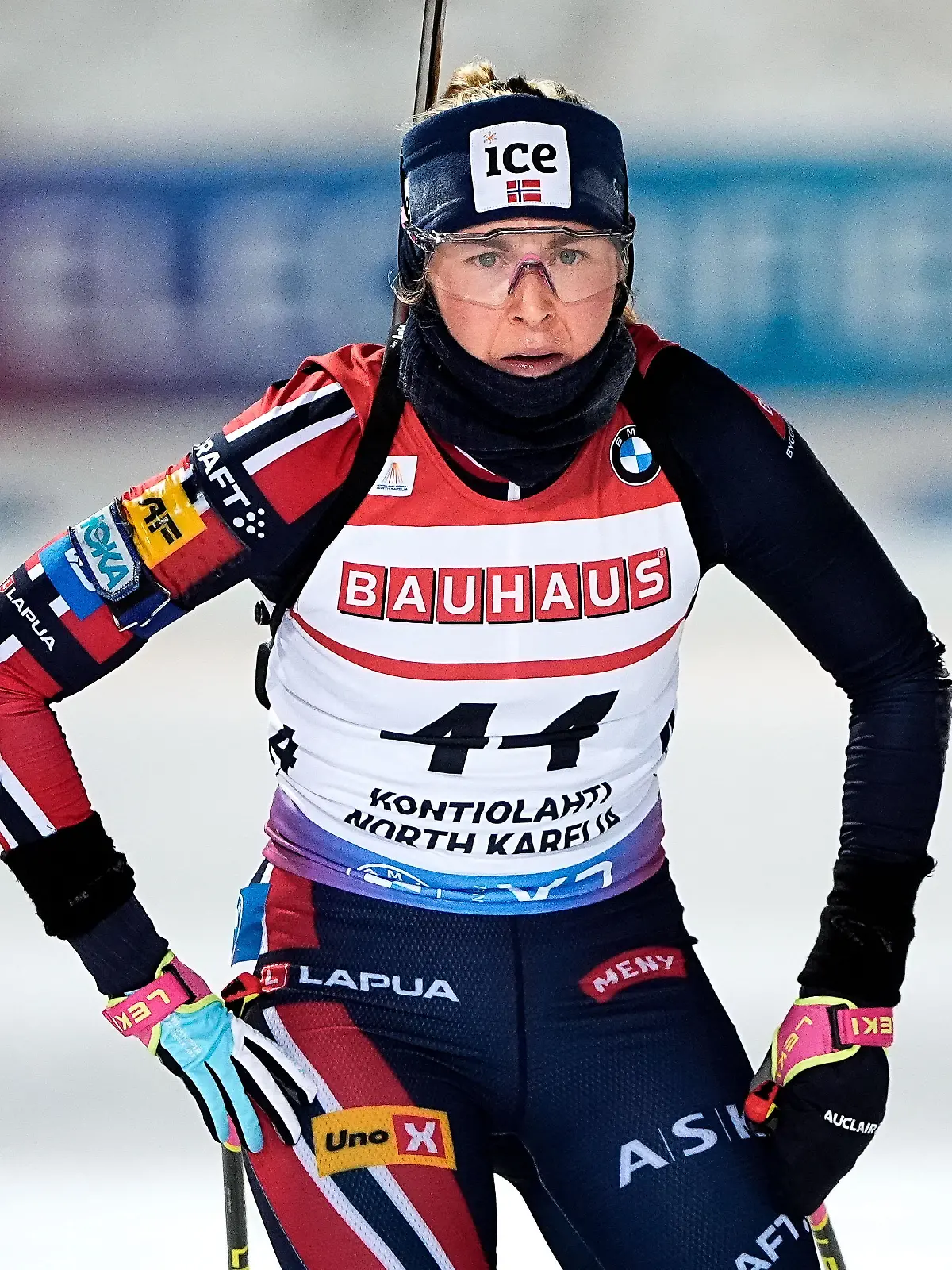  Ingrid Landmark Tandrevold kämpft während eines Rennens mit Herzproblemen.