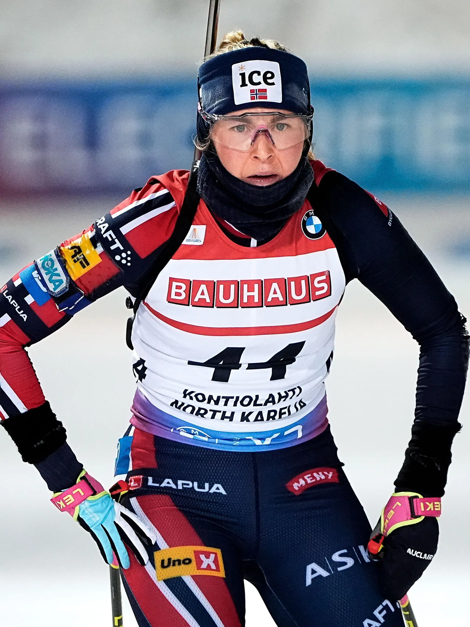 Ingrid Landmark Tandrevold kämpft während eines Rennens mit Herzproblemen.