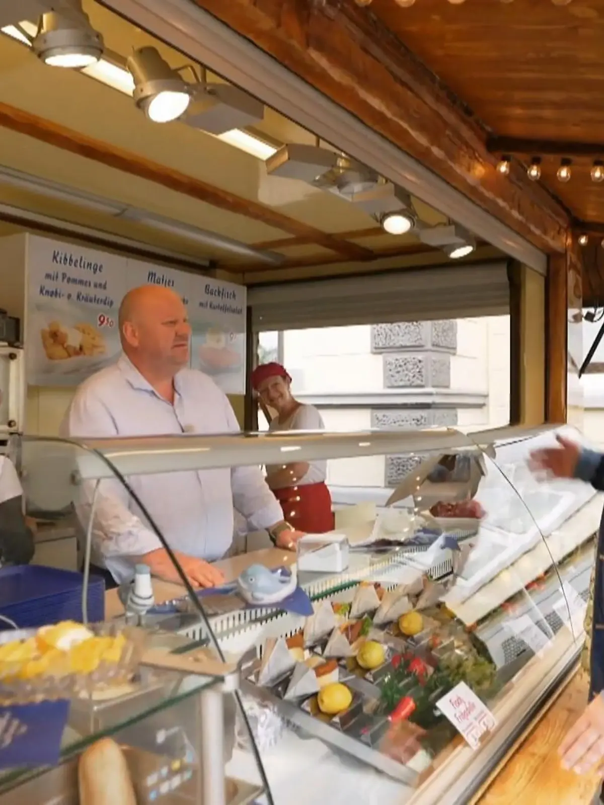 Bild zu: "Lege besucht das traditionsreiche Fischhaus Lichte"