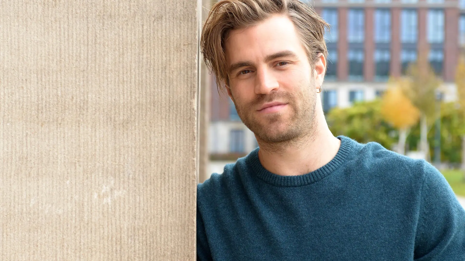 Onno Buß spricht im Interview über die turbulenten Zeiten für seine Rolle Julian. 