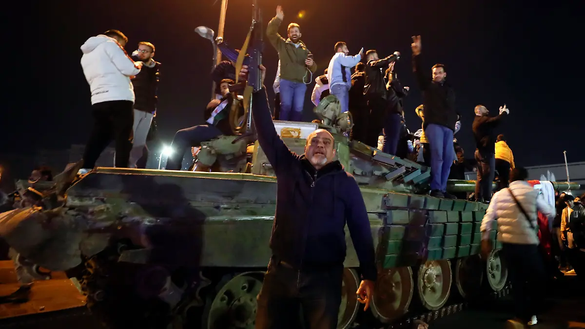 Die Aufständischen drangen in Damaskus ein und verkündeten die Befreiung der Stadt von Assad