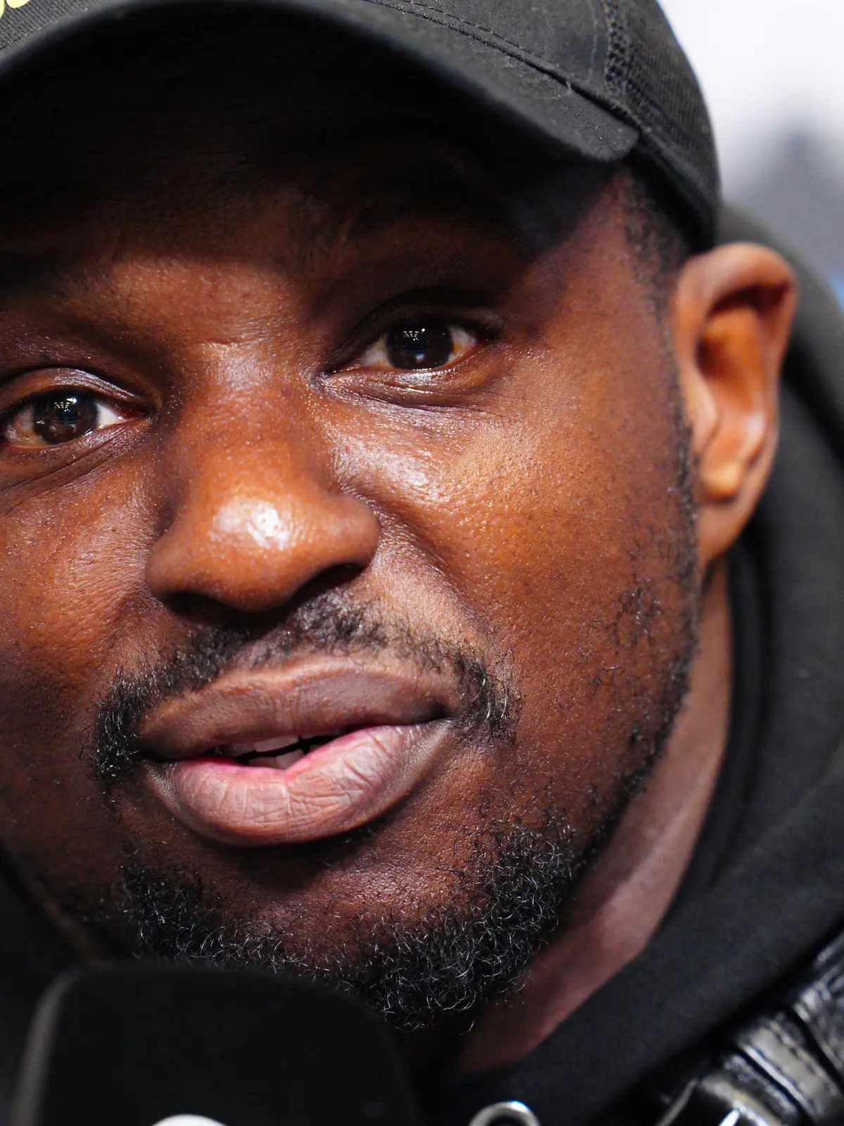  Mandatory Credit: Photo by Javier Garcia/Shutterstock 12901495i Dillian Whyte during his pre-fight press conference, PK, Pressekonferenz Tyson Fury v Dillian Whyte, WBC Heavyweight Championship, Press Conference, Boxing, Wembley Stadium, London, UK - 20 Apr 2022 Tyson Fury v Dillian Whyte, WBC Heavyweight Championship, Press Conference, Boxing, Wembley Stadium, London, UK - 20 Apr 2022 PUBLICATIONxINxGERxSUIxAUTXHUNxGRExMLTxCYPxROMxBULxUAExKSAxONLY Copyright: xJavierxGarcia/Shutterstockx 12901495i