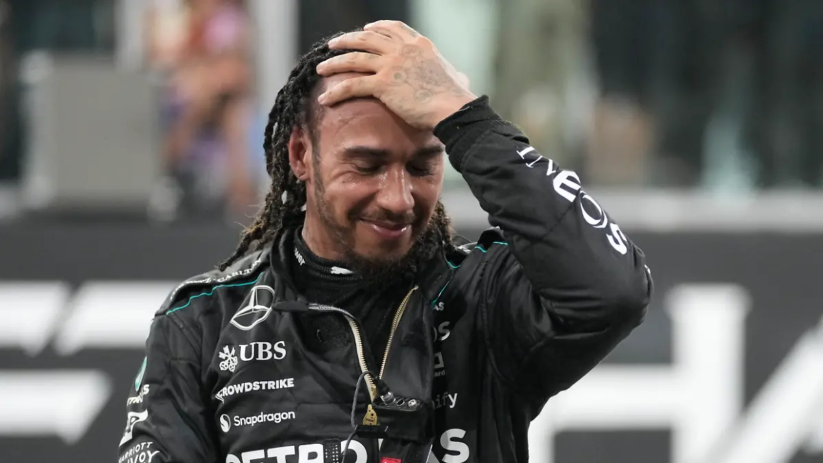 Mercedes-Pilot Lewis Hamilton nach dem letzten Rennen für Mercedes in Abu Dhabi