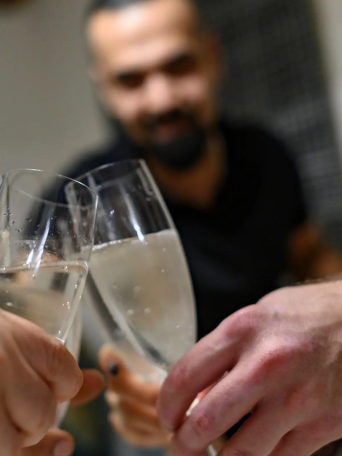 Bild zu: "Drinks, Schlafmangel, Stress – warum in der Weihnachtszeit mehr Herzinfarkte auftreten"