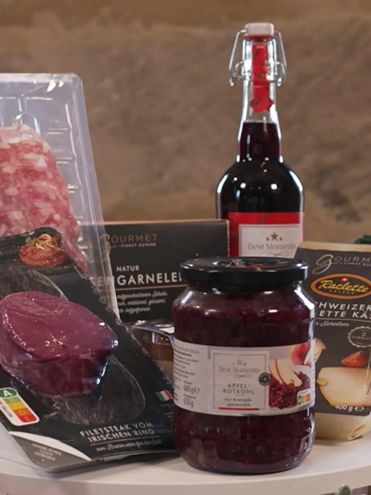 Bild zu: "Sind Feinkost-Produkte aus dem Discounter wirklich besser?"