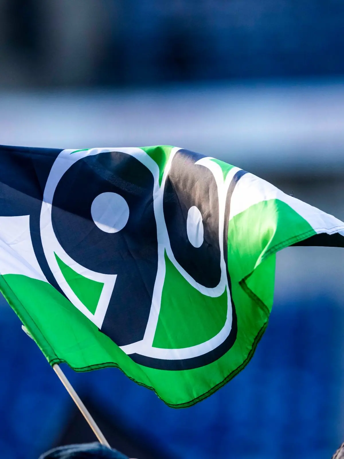 Bild zu: "Todesfall! Hannover 96 sagt Weihnachtsfeier ab"
