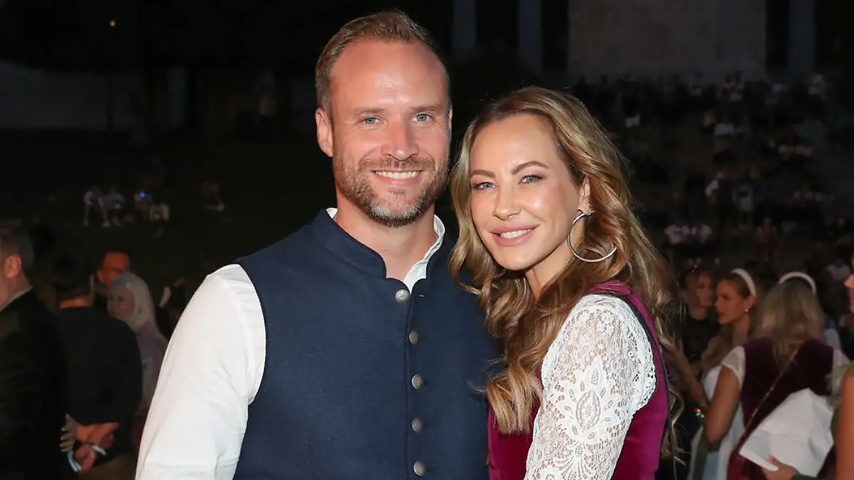 Die Beziehung von Alessandra Meyer-Wölden (41) war nicht von langer Dauer: Im August hatte sie erstmals von ihrem neuen Freund Alexander Müller (38) gesprochen, zwei Wochen später folgte der erste gemeinsame Auftritt als Paar. Im November gab das Model jedoch die Trennung bekannt. - Stadler,Petra/ActionPress