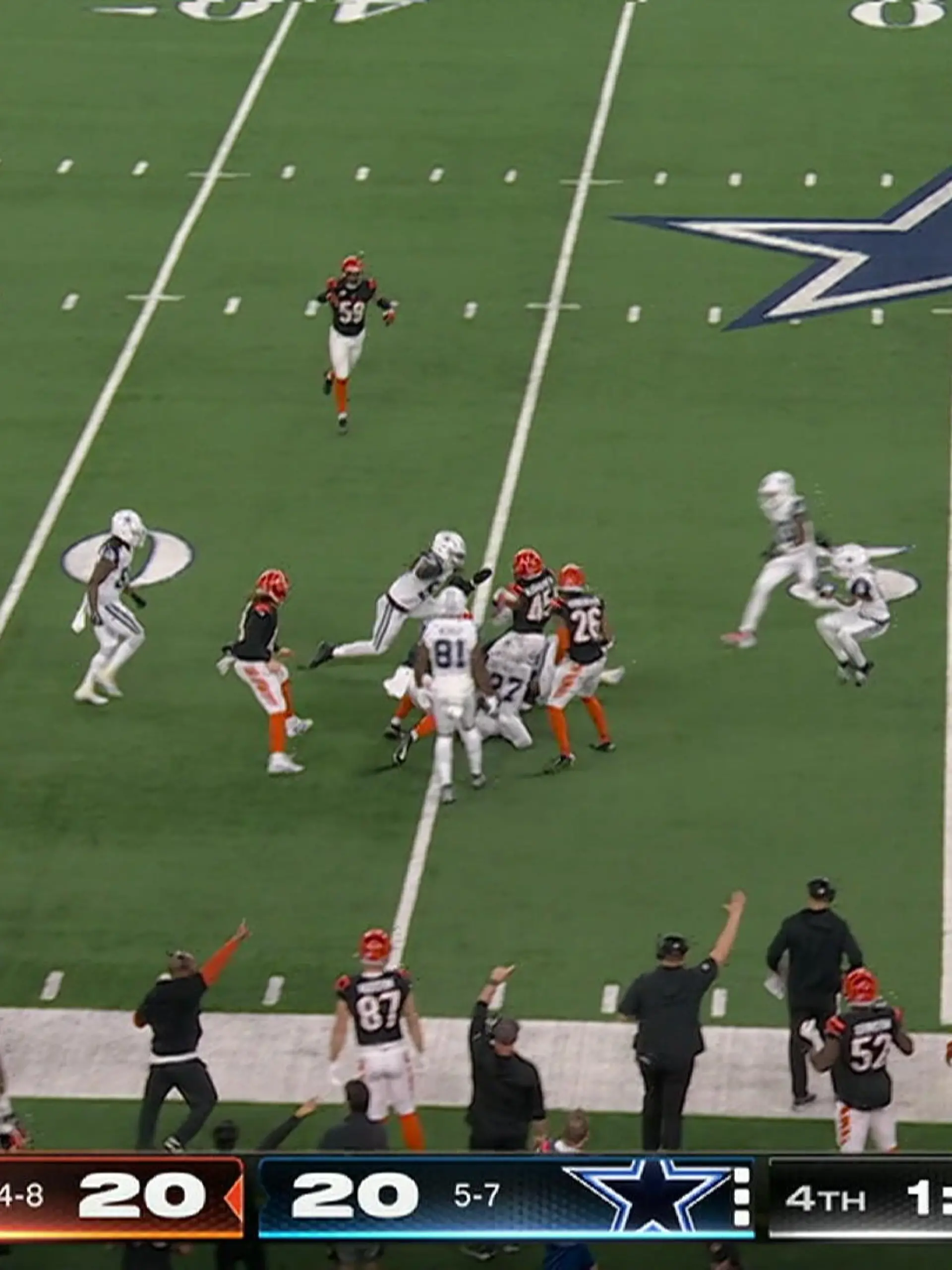 Bild zu: "Bengals Last-Minute-Sieg über Cowboys dank irrem Fehler!"