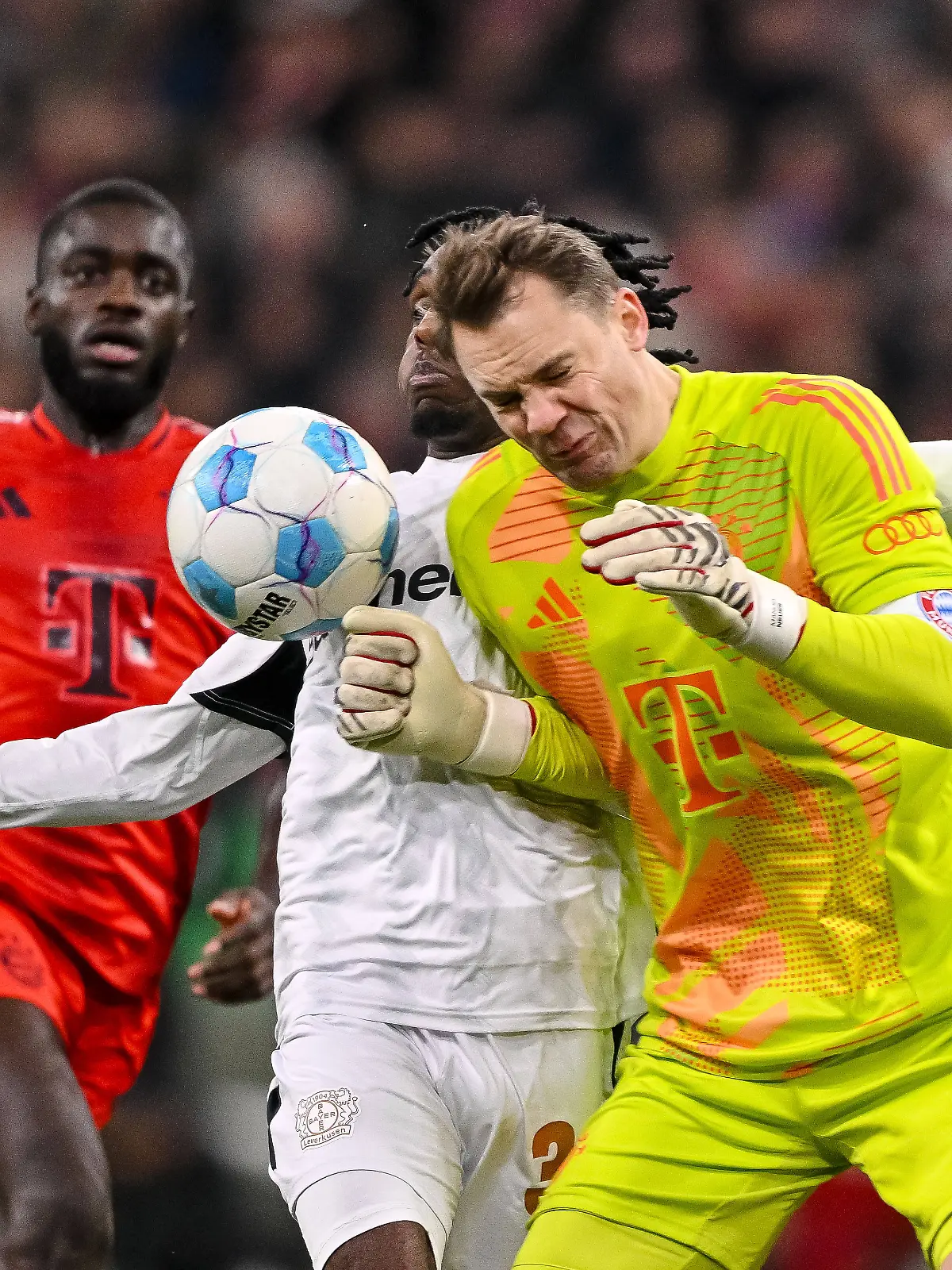 Bild zu: "Er sagt selbst aus! Neuer legt Einspruch gegen Sperre ein"