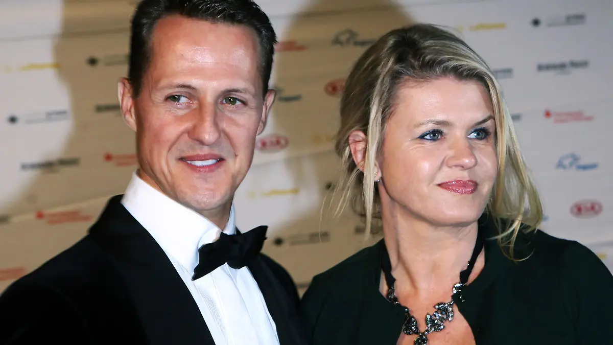 Mehrere Männer sollen versucht haben, Michael und Corinna Schumacher mit privaten Fotos zu erpressen. (Archivbild)