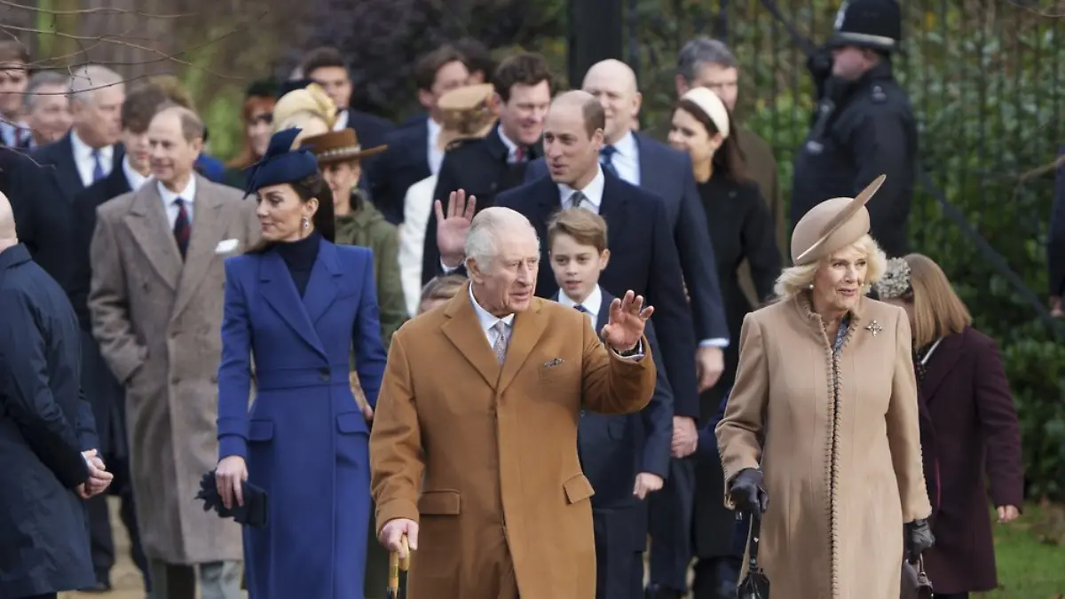 Die Royals beim Weihnachtsspaziergang in Sandringham. 
