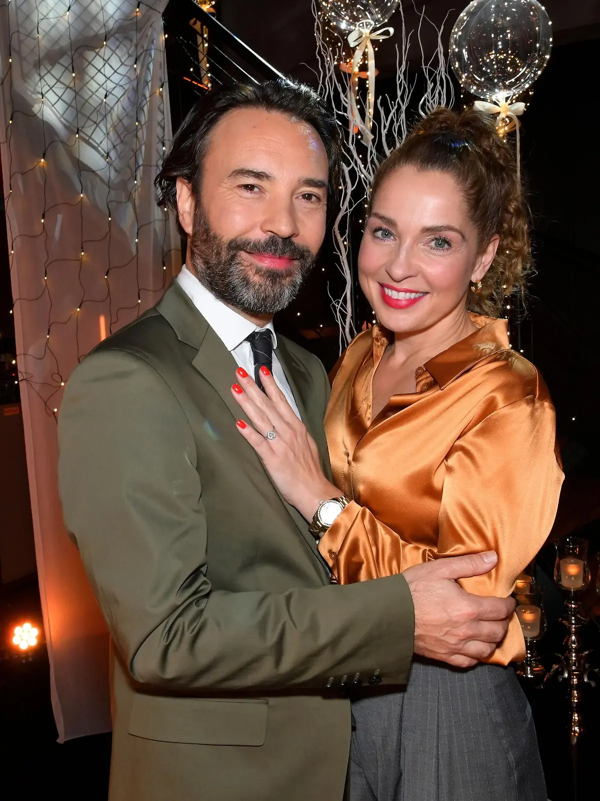 Nina und Pedro sind bei GZSZ frisch verliebt und frisch verheiratet. 