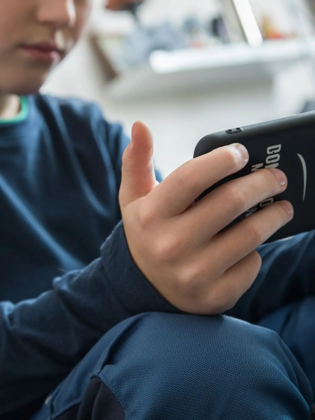 Bild zu: "Grundschüler (8) verschickt Nacktfotos seiner Mitschülerin"